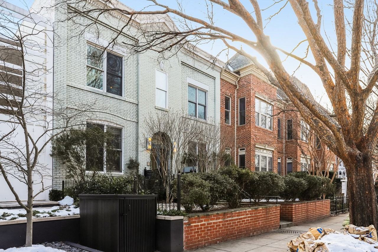 1827 6th St Nw #2 - Photo 6 of 32