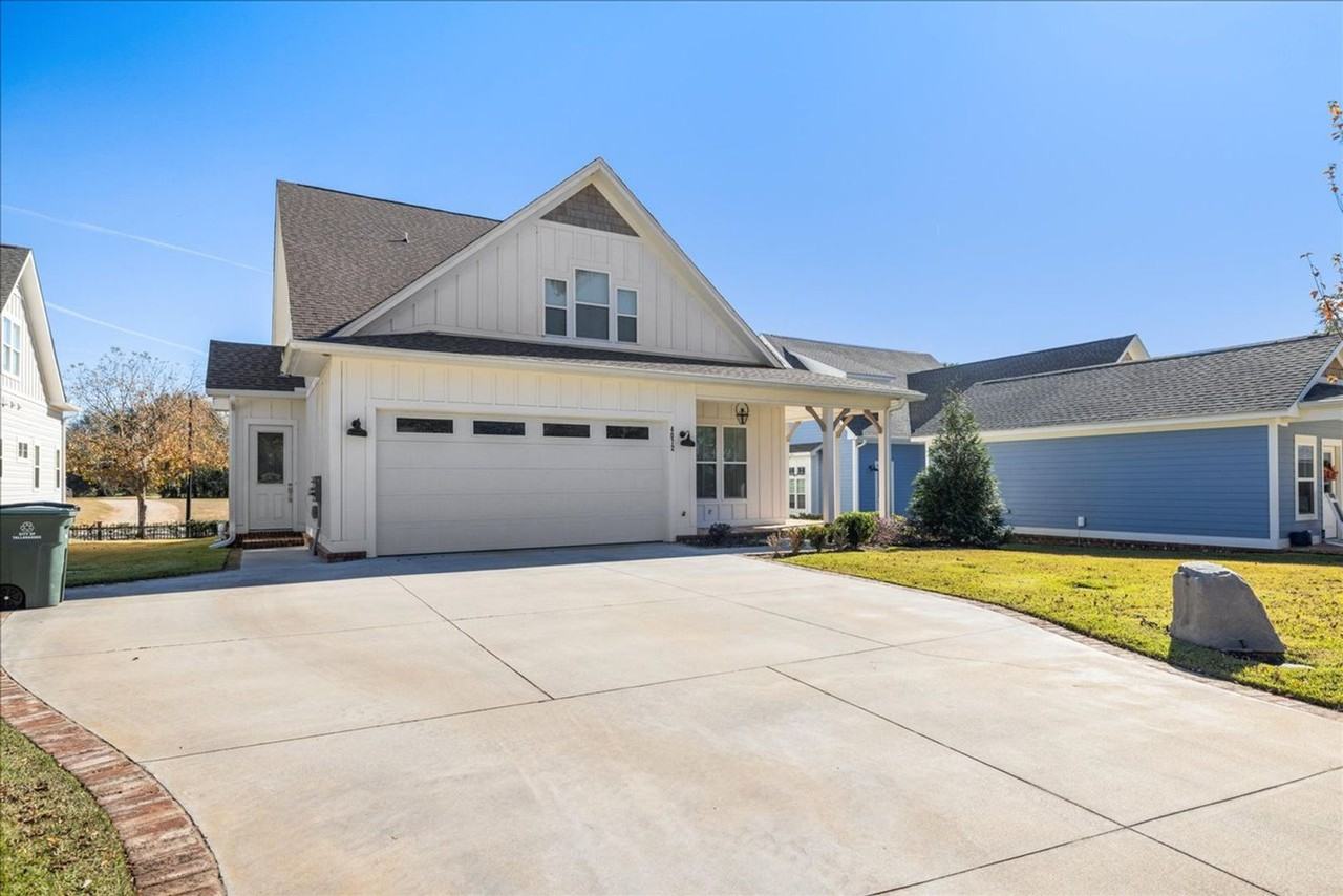4072 Biltmore Ave - Photo 4 of 45