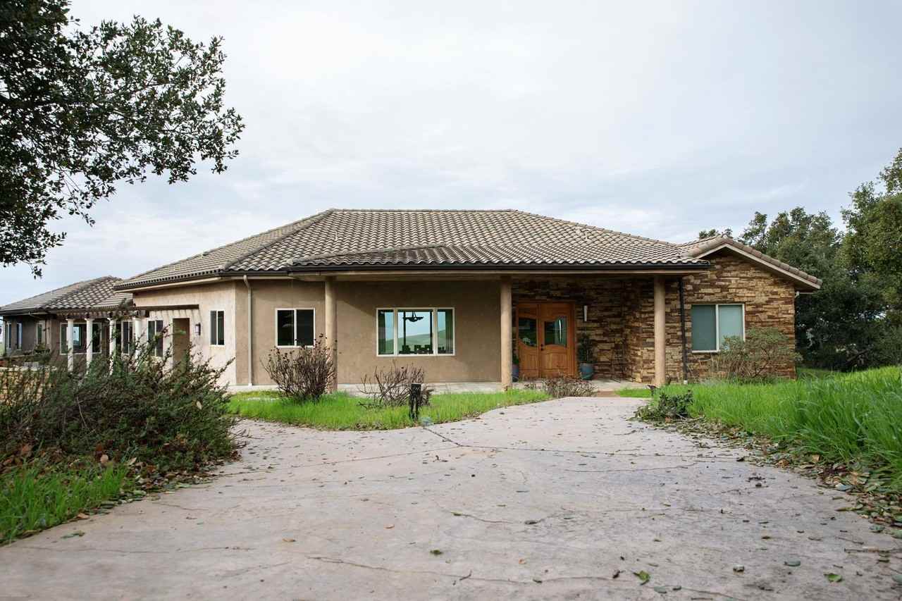 2448 Atascadero Rd - Photo 3 of 50