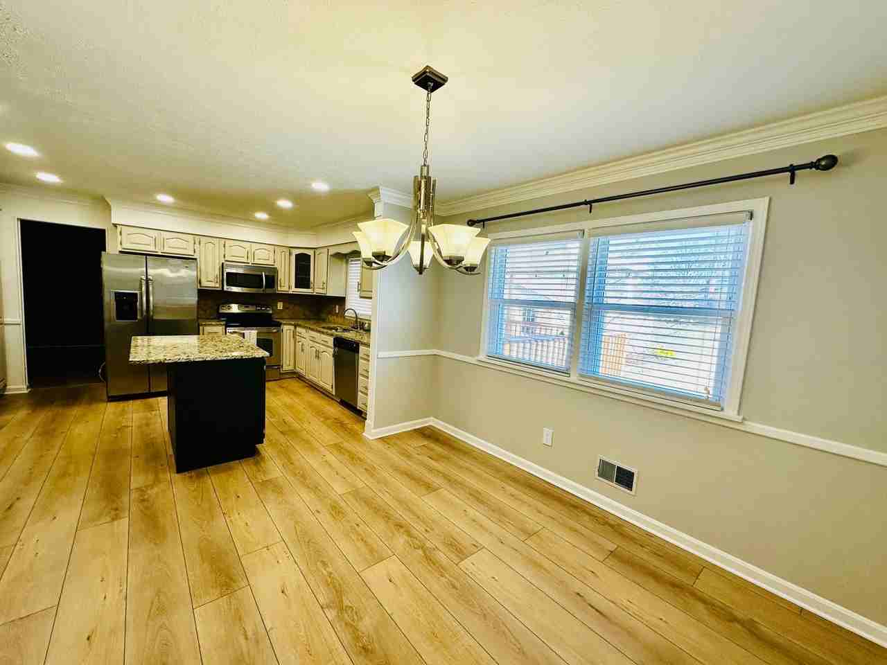 2603 Aintree Way - Photo 6 of 28