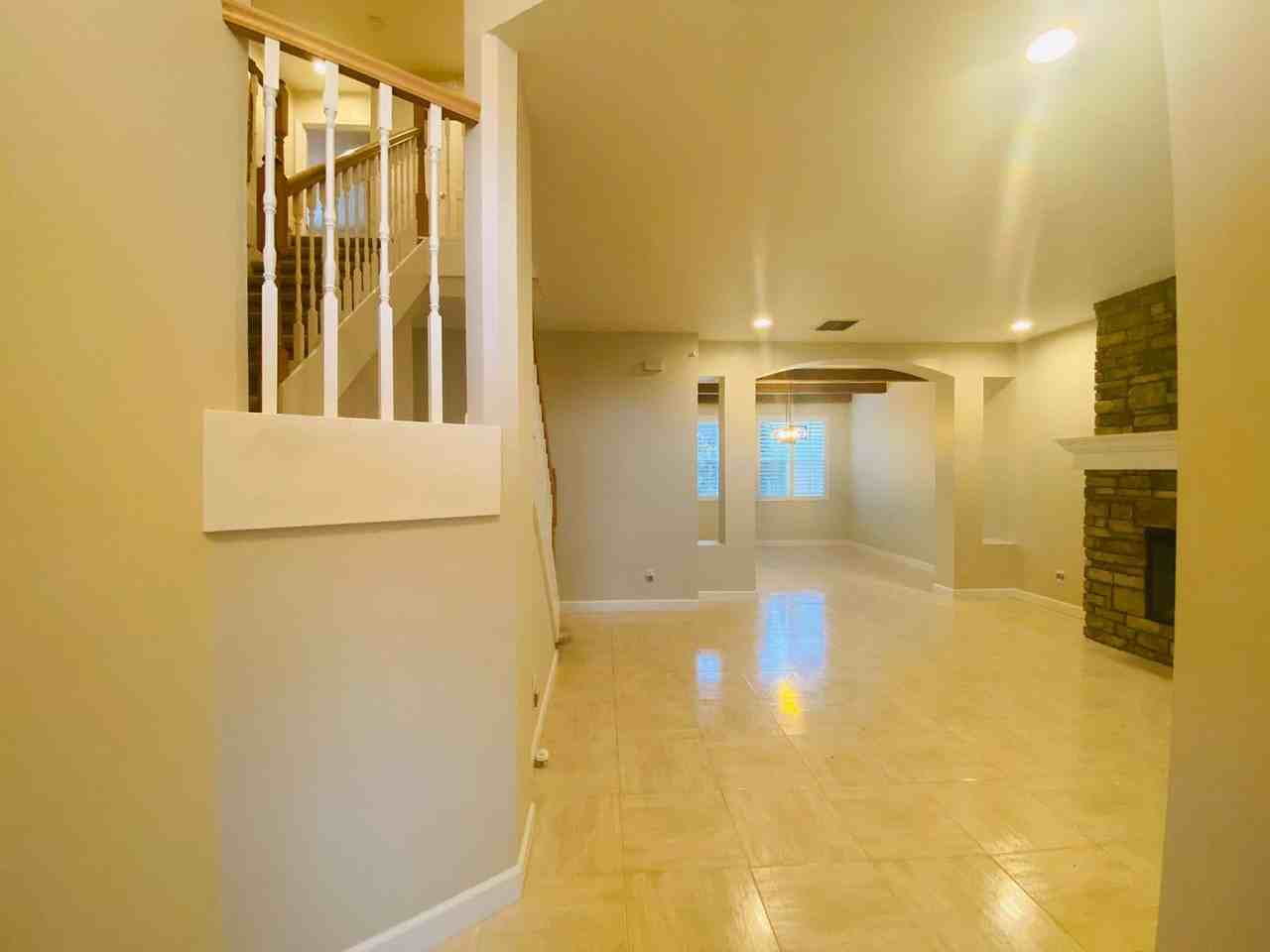 3838 Regents Way - Photo 5 of 43