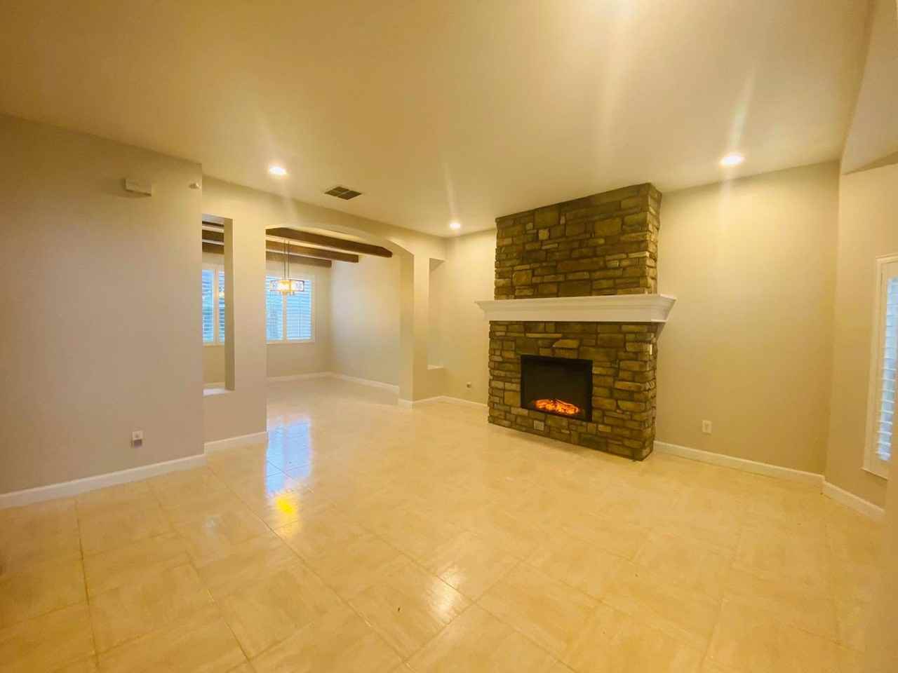 3838 Regents Way - Photo 6 of 43