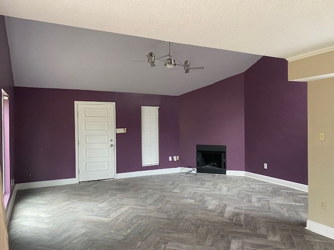 5628 Moorstone Dr - Photo 2 of 25