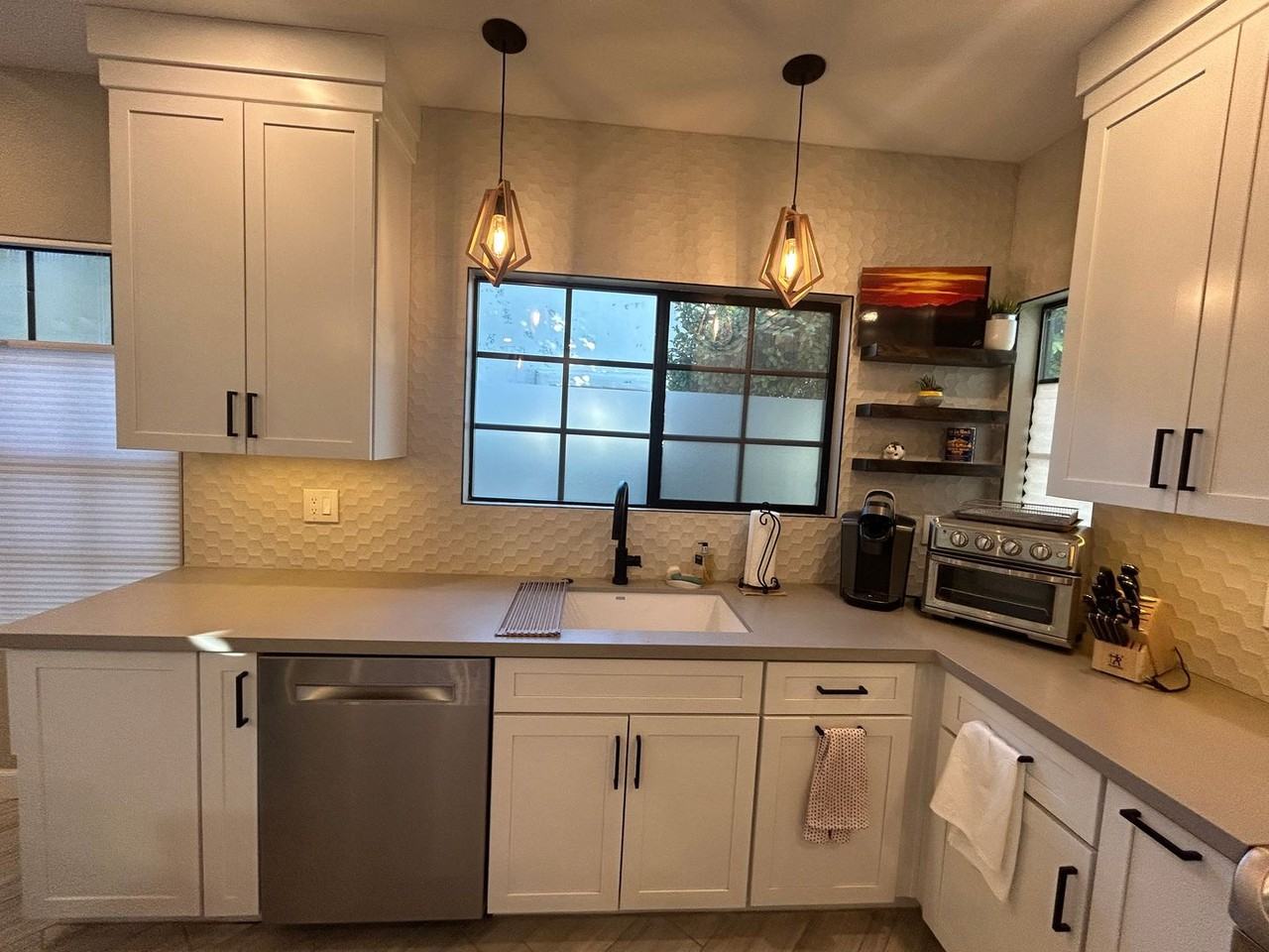 1911 E Calle De Arcos - Photo 5 of 23