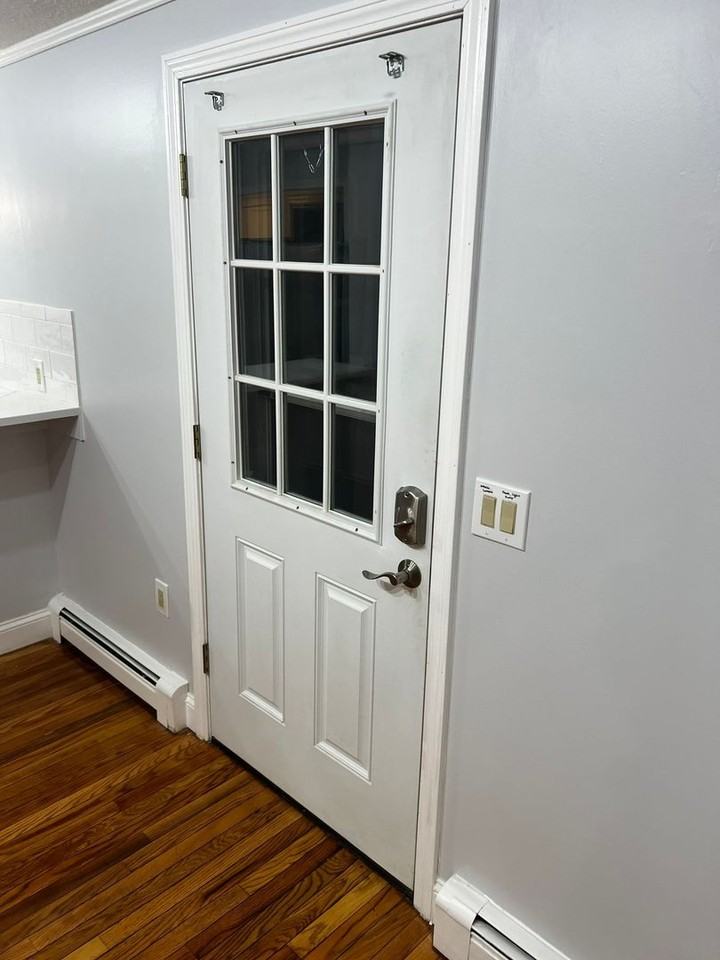 35 Davis Street - Photo 2 of 28