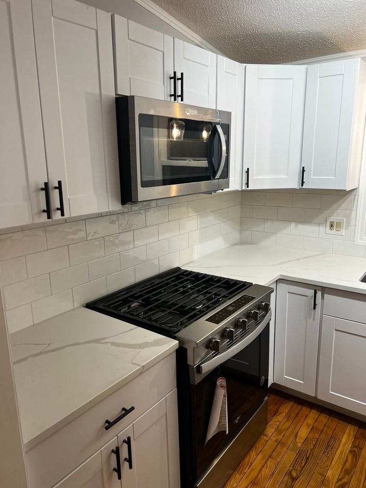 35 Davis Street - Photo 4 of 28