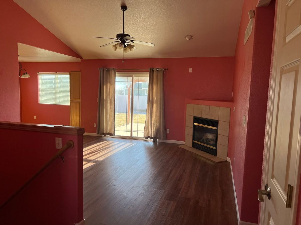 2508 Water Front St - Photo 2 of 9