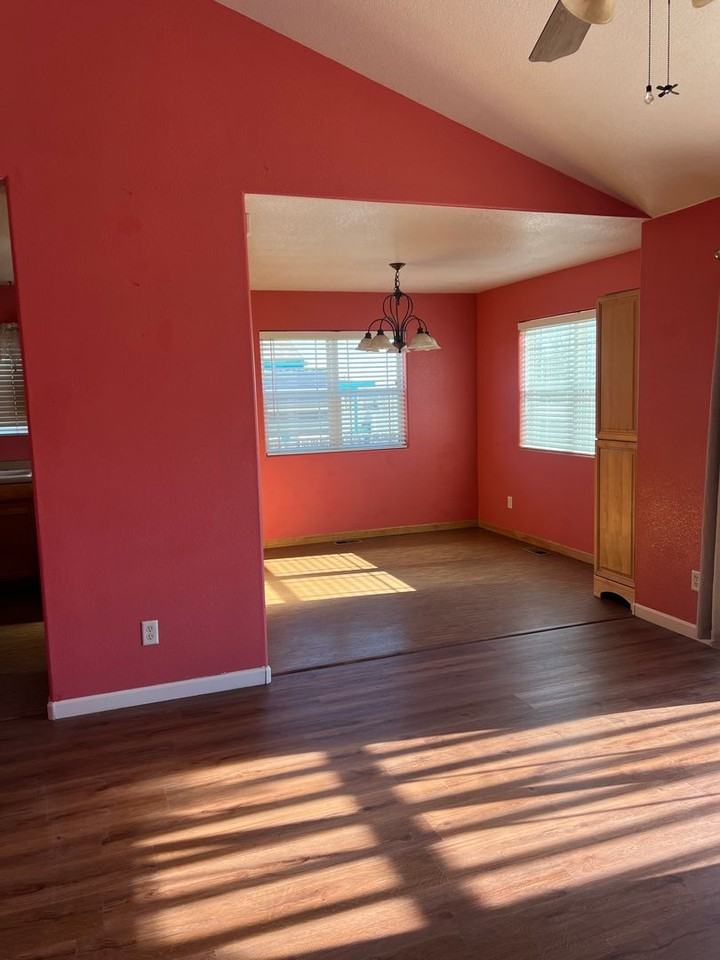 2508 Water Front St - Photo 3 of 9