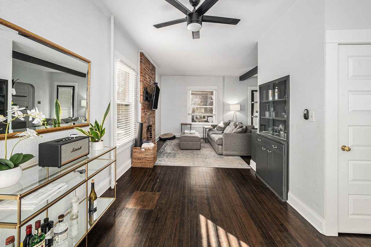 2428 Grove St - Photo 6 of 23