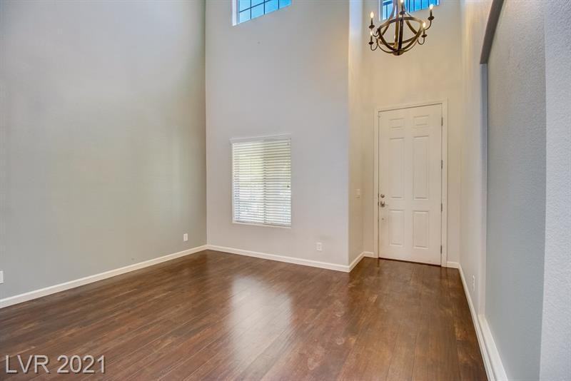 5597 Jelsma Ave - Photo 4 of 33