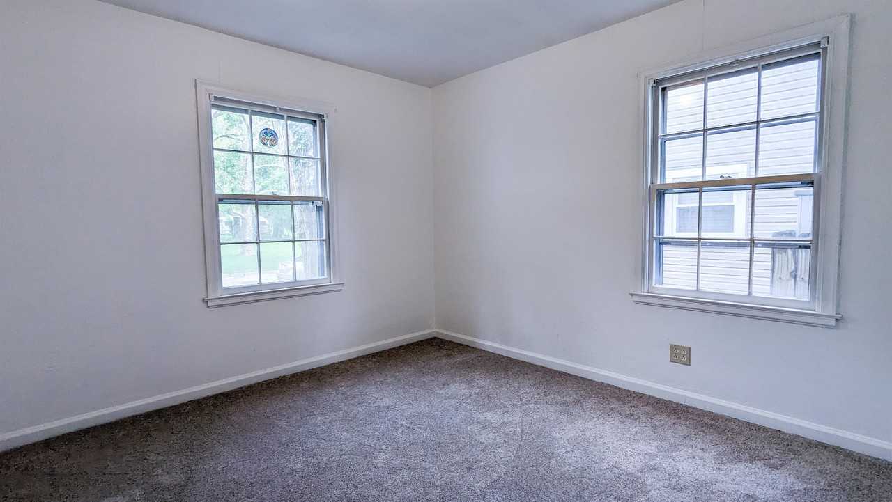 505 Bertrand St - Photo 2 of 15