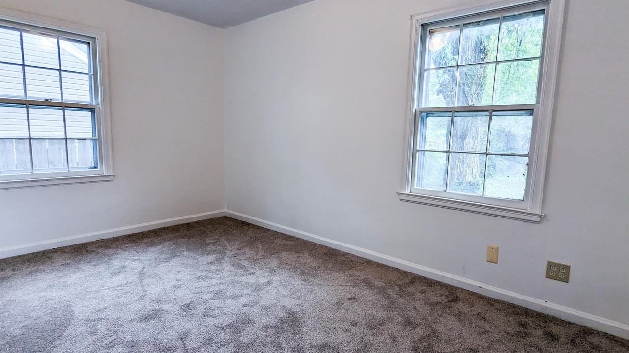 505 Bertrand St - Photo 3 of 15