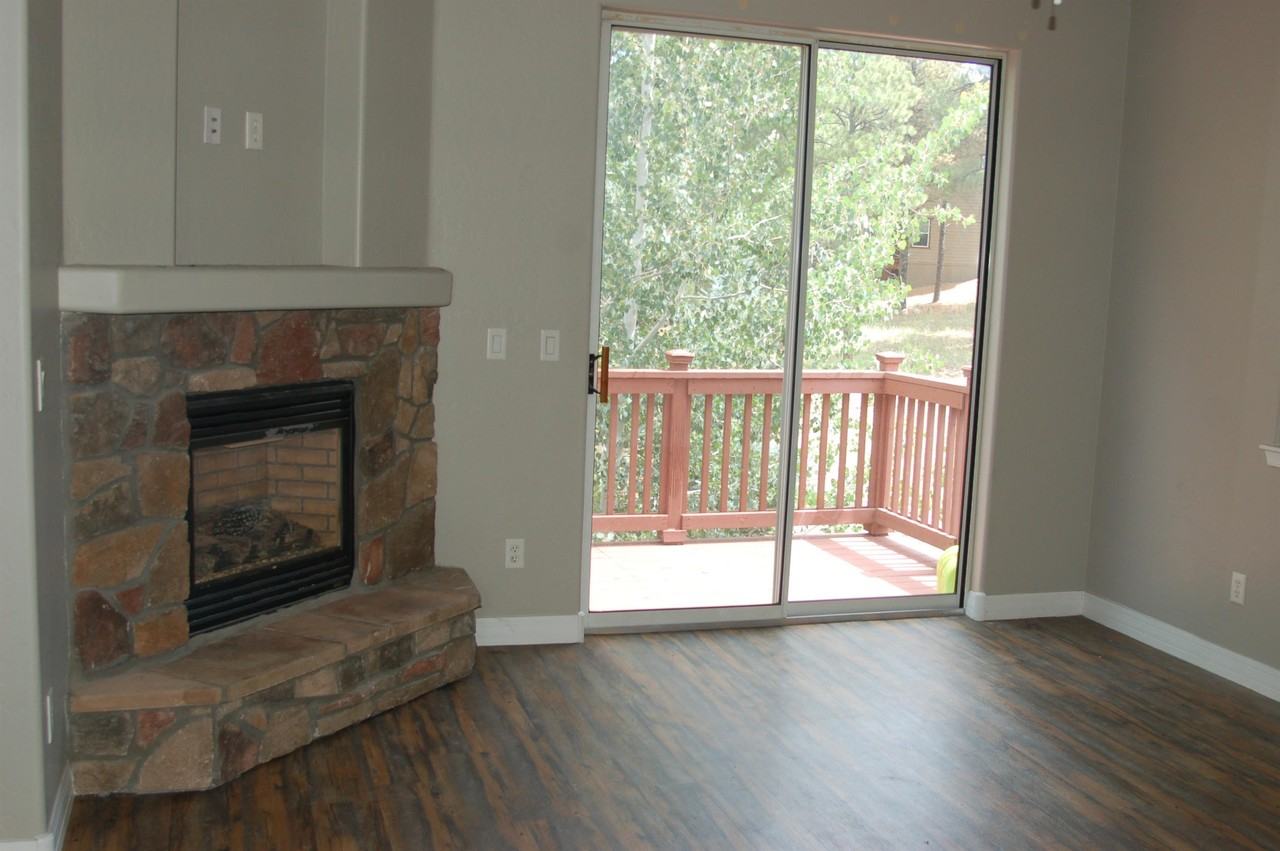 960 E Sterling Ln #1 - Photo 3 of 10