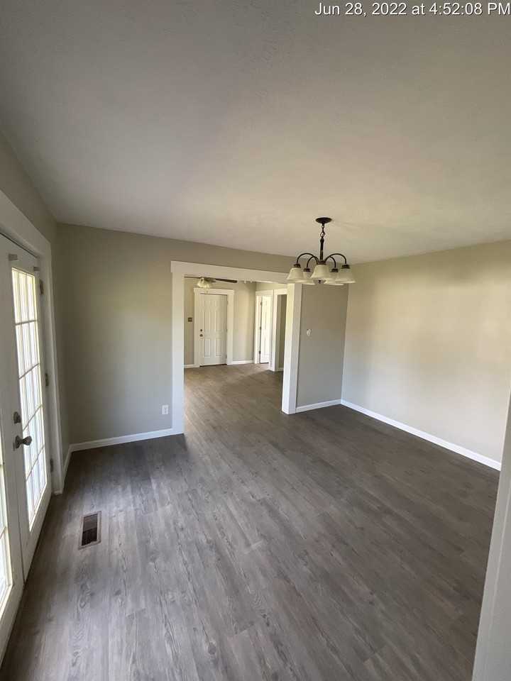4407 Island Rd - Photo 3 of 26