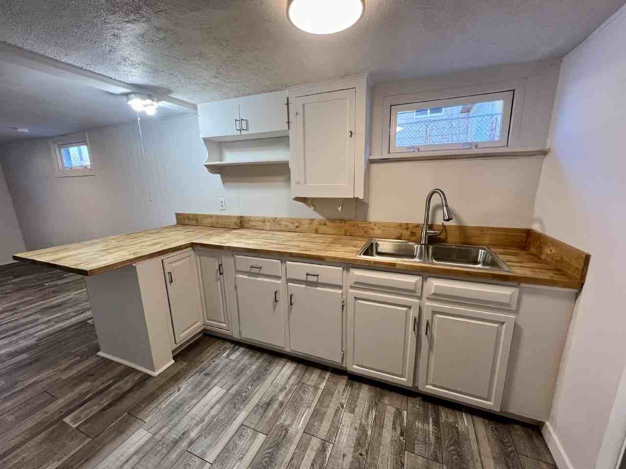 3016 Ames Ct Apt B - Photo 2 of 10