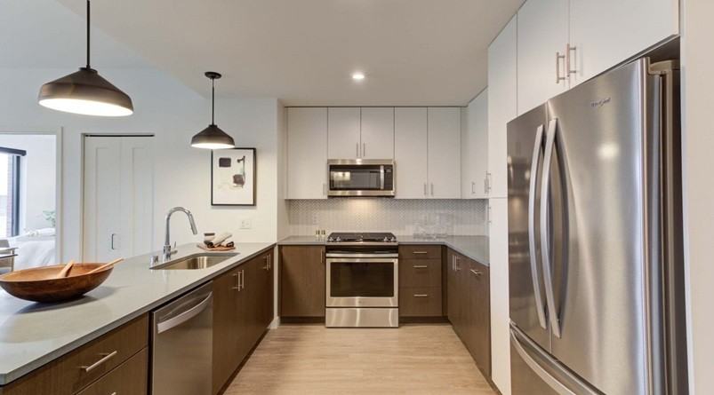 Hennepin & Washington Ave #521 - Photo 3 of 15