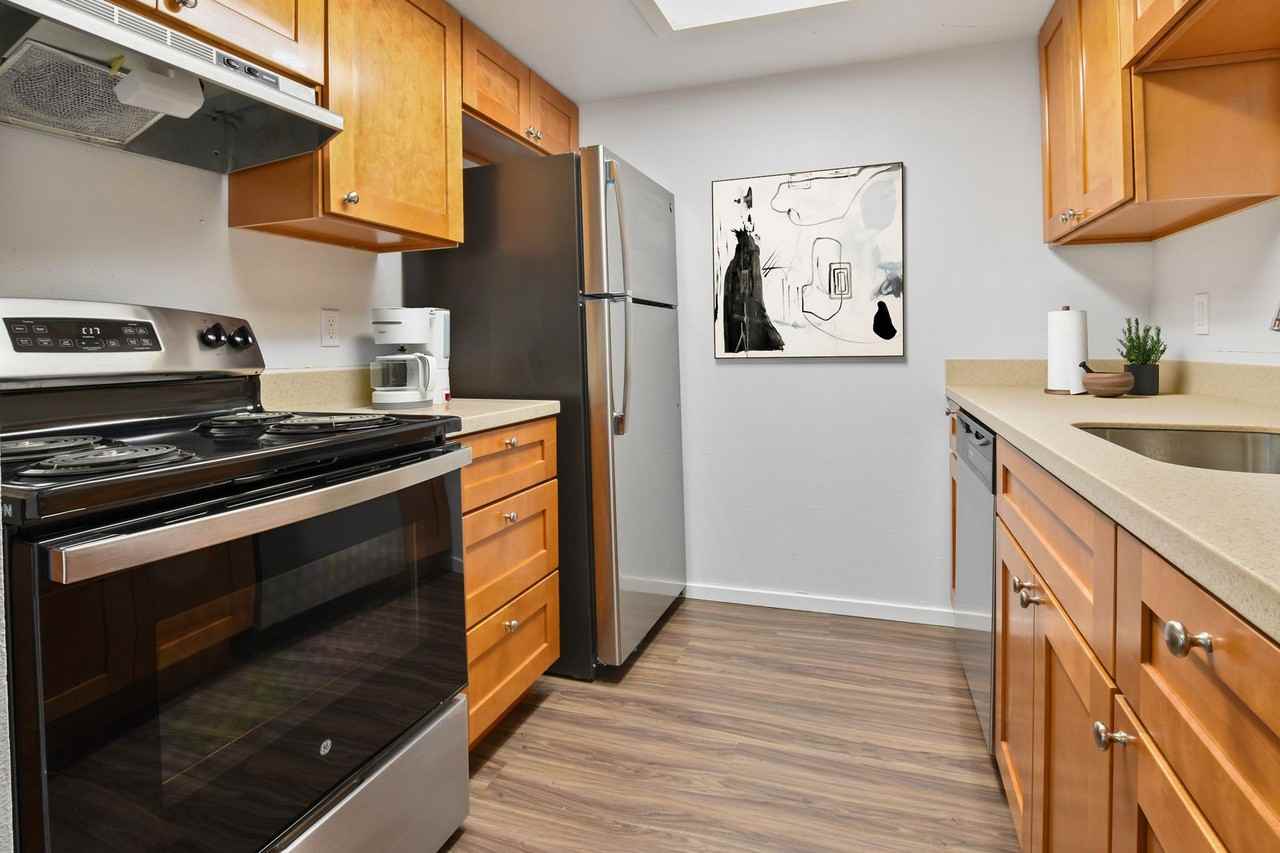 Steel Lake Plaza - Photo 4 of 8