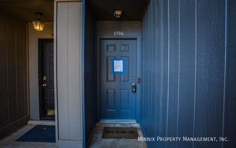 5706 38th St - Photo 7 of 34