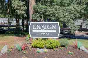 featured image of 425 Ensign Rd Ne