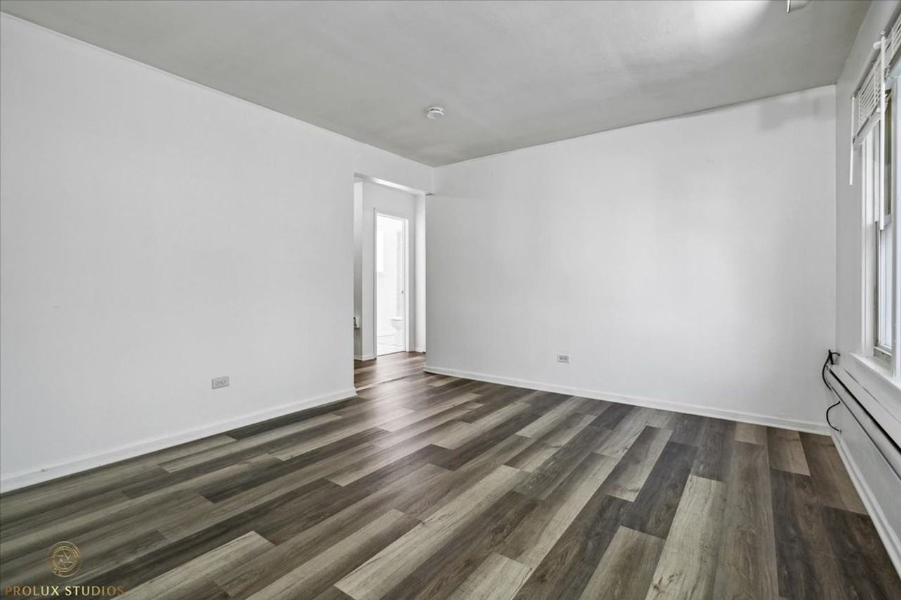 1202 S 49th Ct #3 - Photo 6 of 11