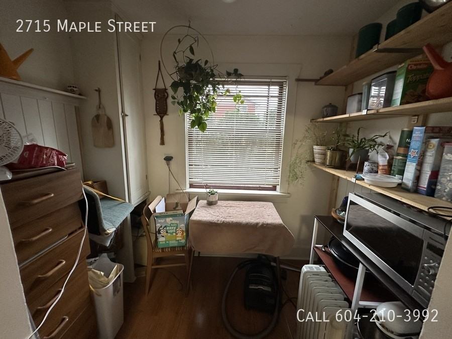 2715 Maple St - Photo 2 of 19