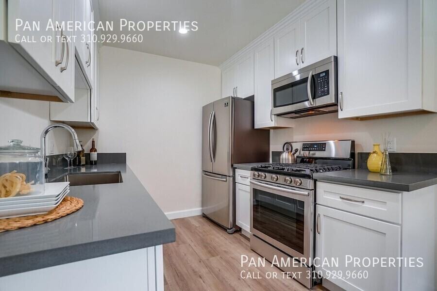 911 E La Palma Dr #I - Photo 2 of 36