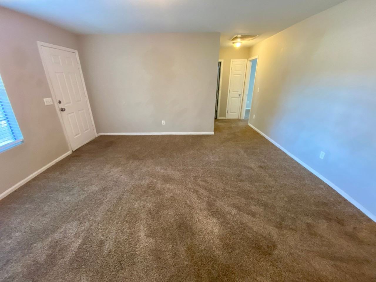 108 Westpointe Ct Apt B - Photo 3 of 15