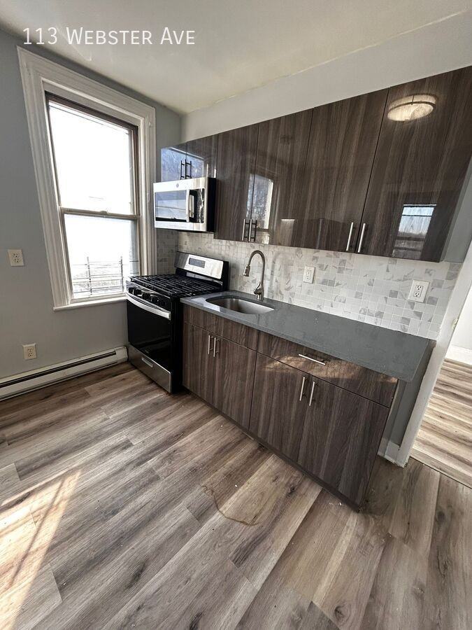 113 Webster Ave - Photo 6 of 7