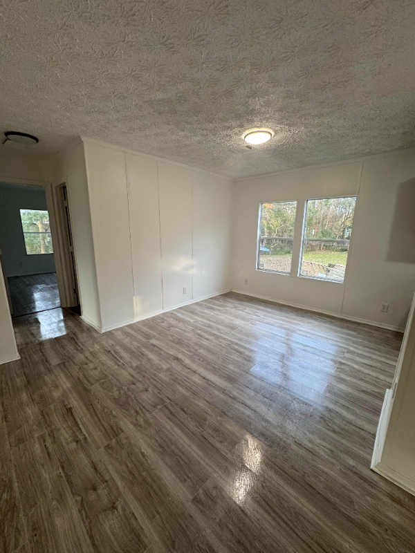 6608 Woodsman Dr - Photo 2 of 8