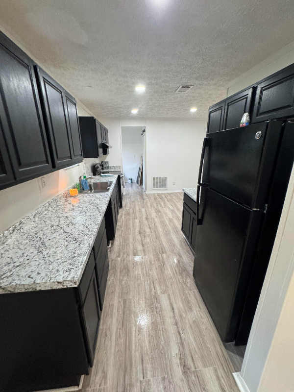 6608 Woodsman Dr - Photo 3 of 8