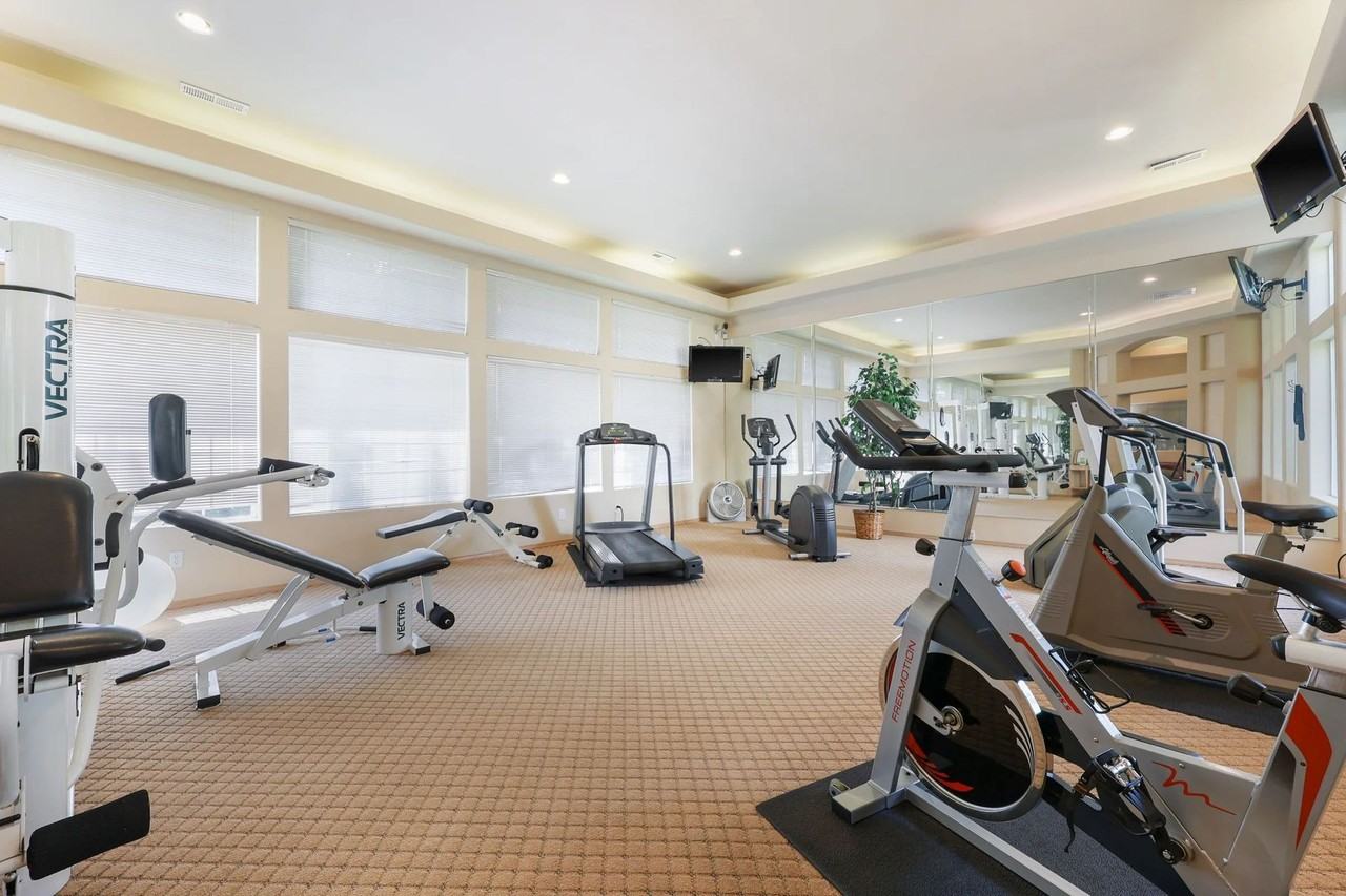 Willow Springs - Photo 5 of 23