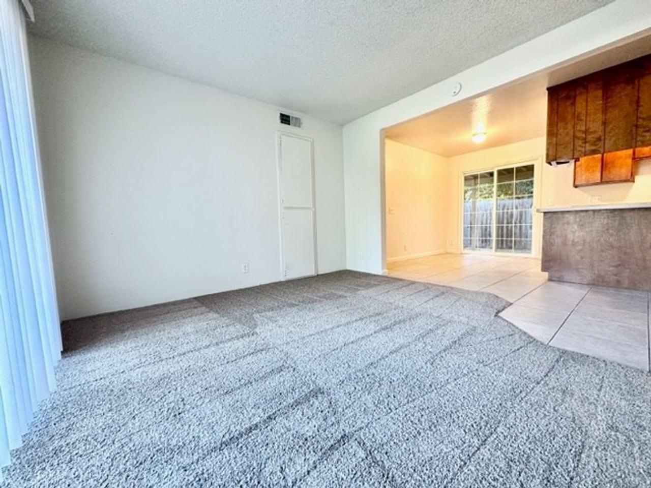 635 W 6th Avenue - Photo 2 of 32