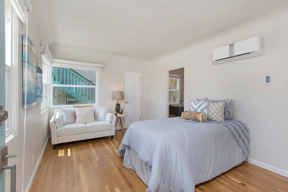 3951 Centre St #A - Photo 3 of 12