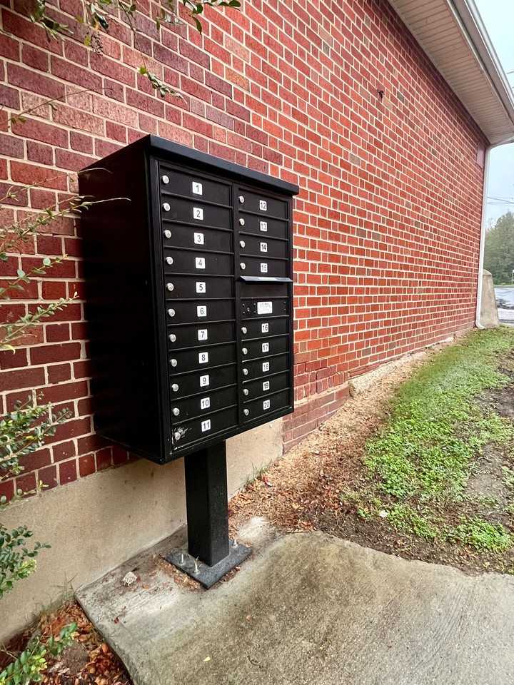 Charlemont Commons - Photo 5 of 5