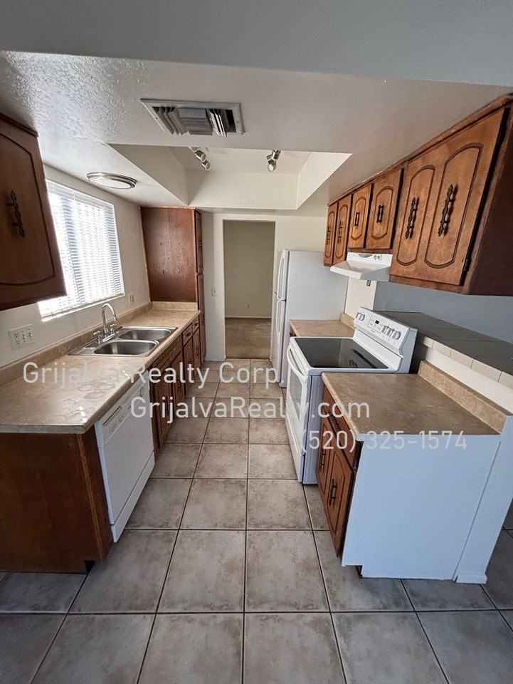 1411 S No Le Hace - Photo 3 of 13