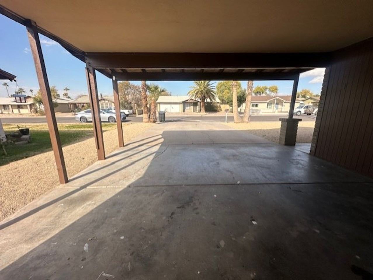 723 E Yale Dr - Photo 2 of 17