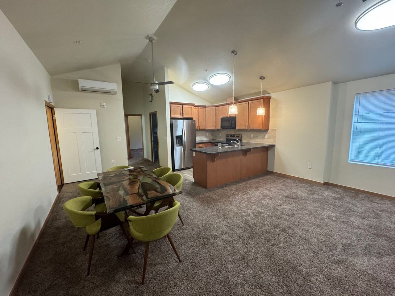 23215 Ne Halsey St - Photo 3 of 12