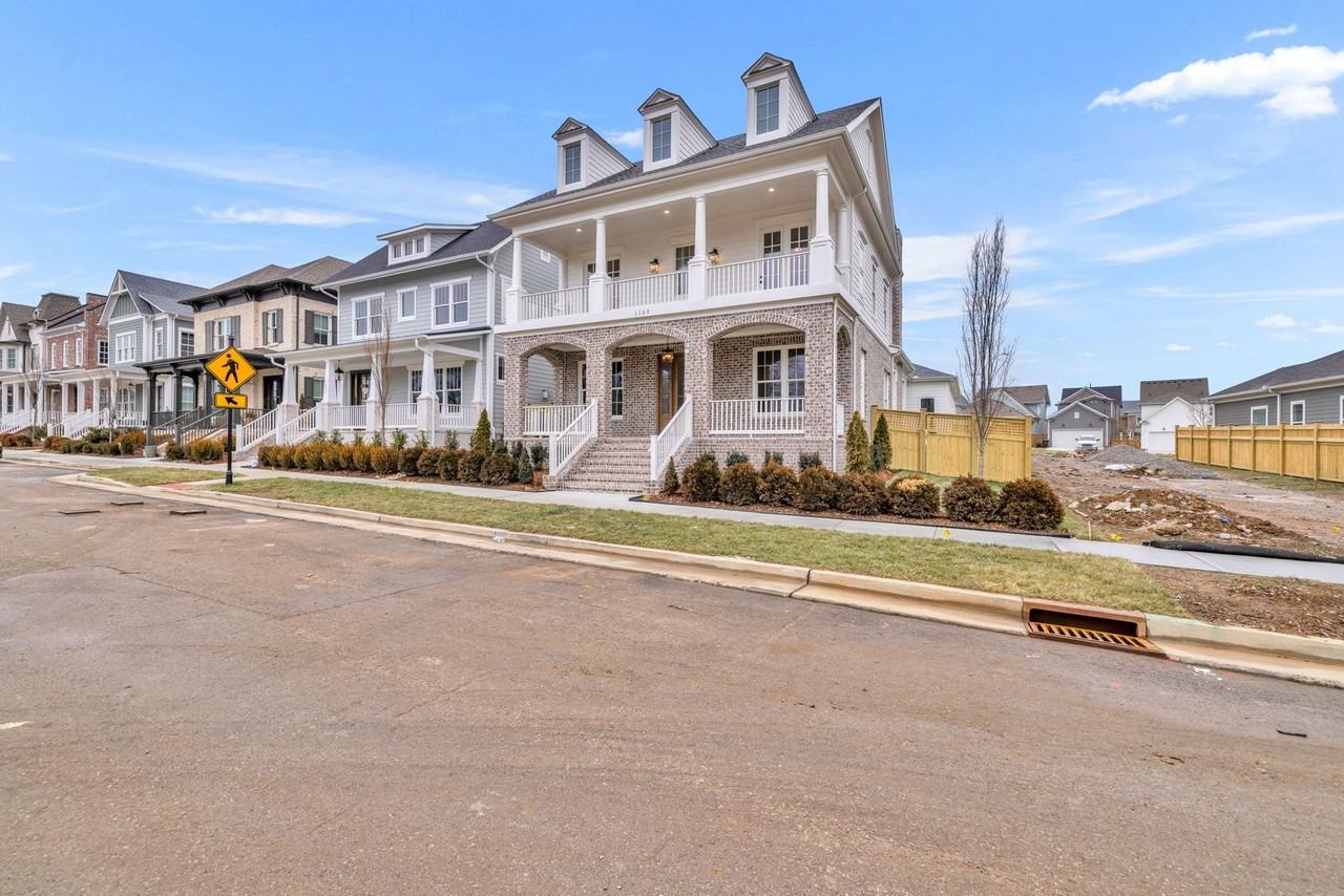 1103 Southbrooke Blvd - Photo 2 of 50