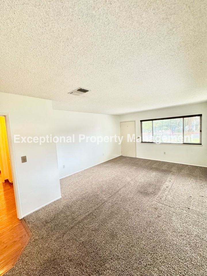22661 Palm Ave #A - Photo 3 of 20