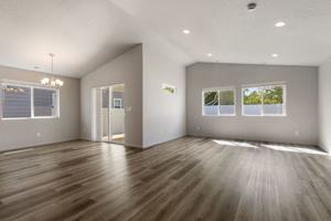 featured image of 17617 E Maxwell Ave