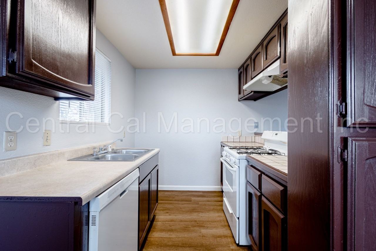 2809 Morin Ct - Photo 7 of 17