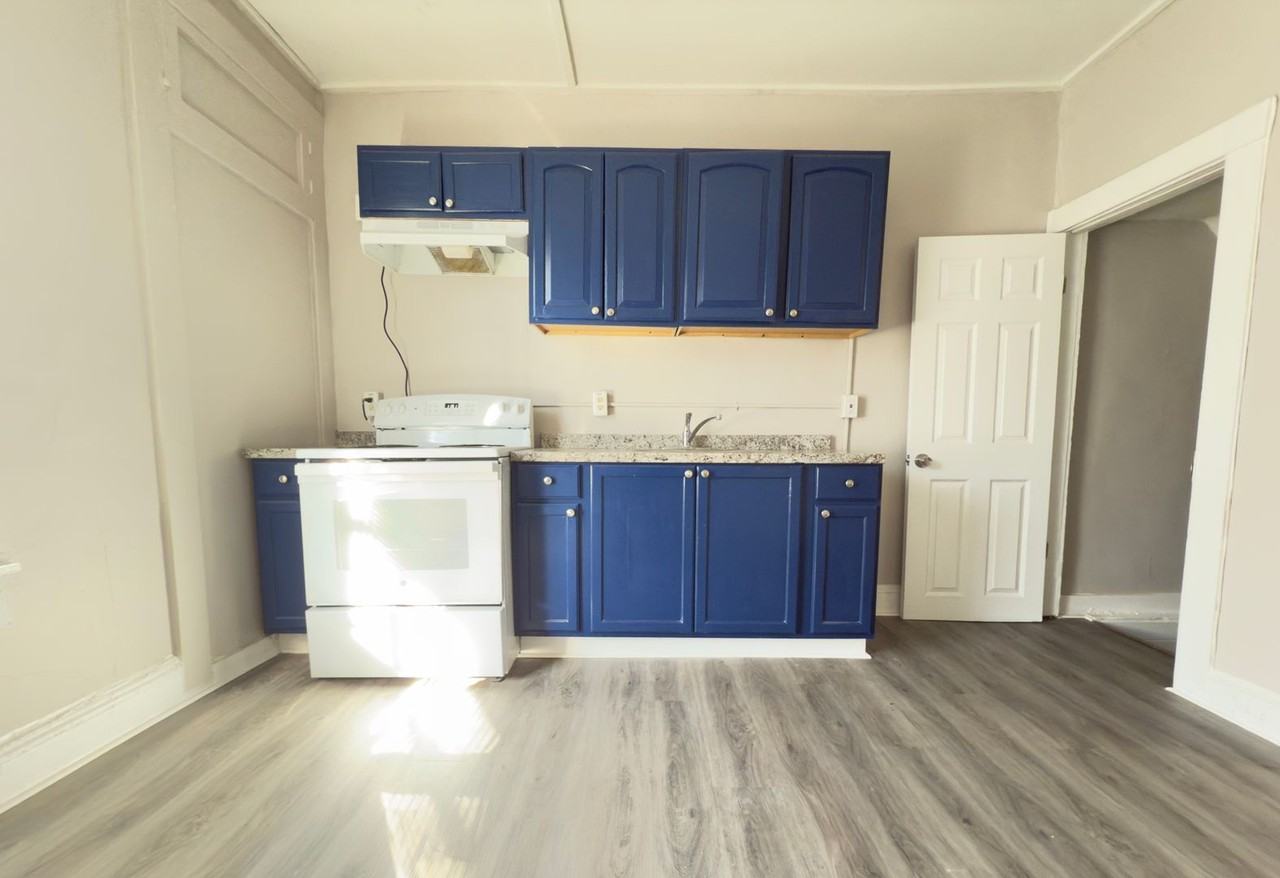 614 N Streeper St - Photo 5 of 16