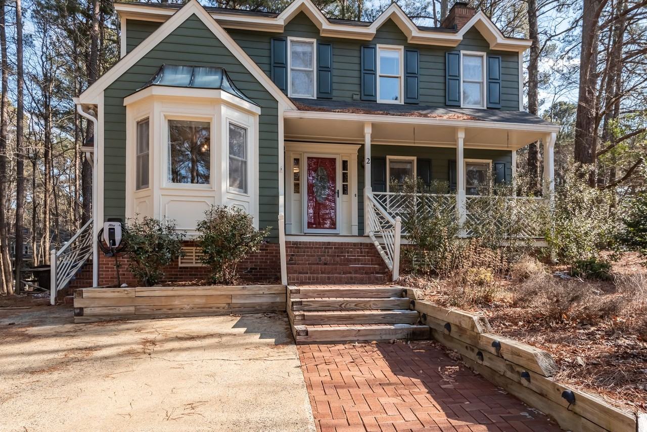 2 Autumn Woods Dr - Photo 2 of 28