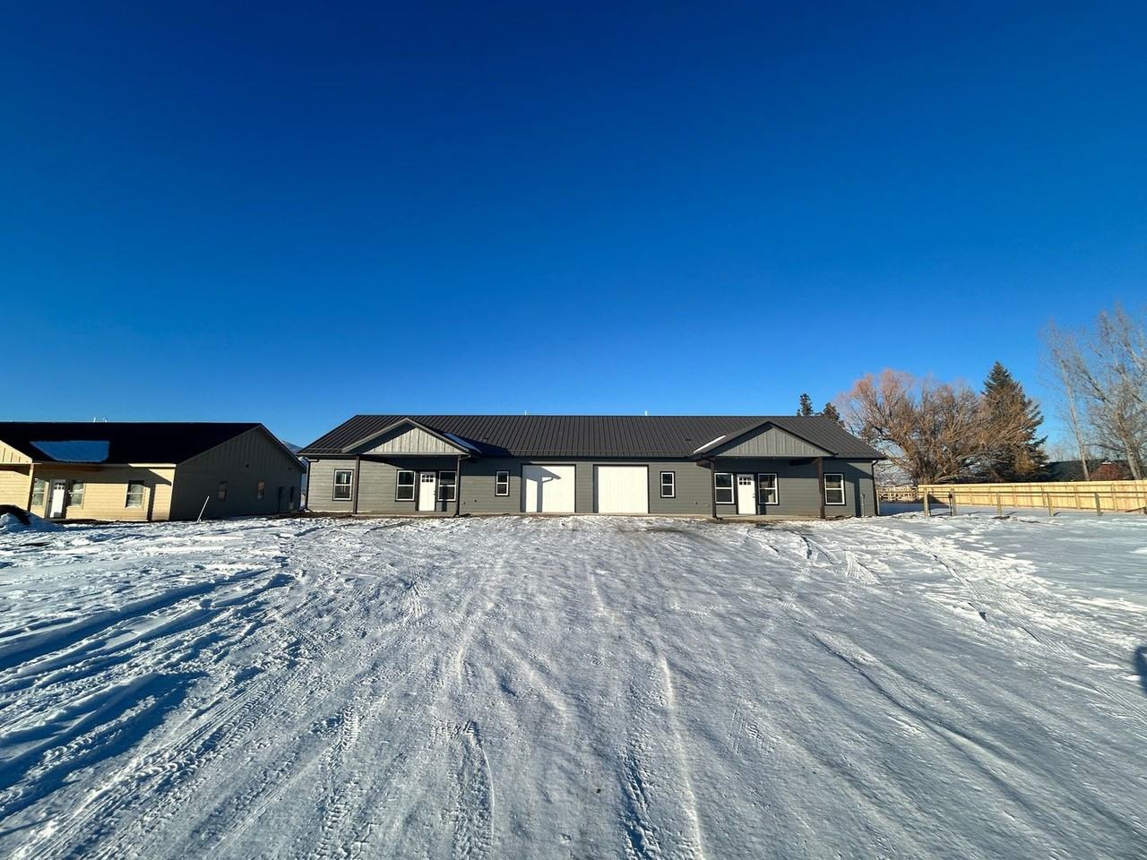 486 Ashleigh Ln #A - Photo 3 of 31