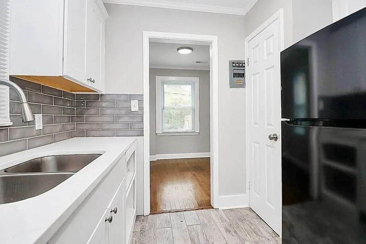 1309 Moretz Ave - Photo 5 of 30