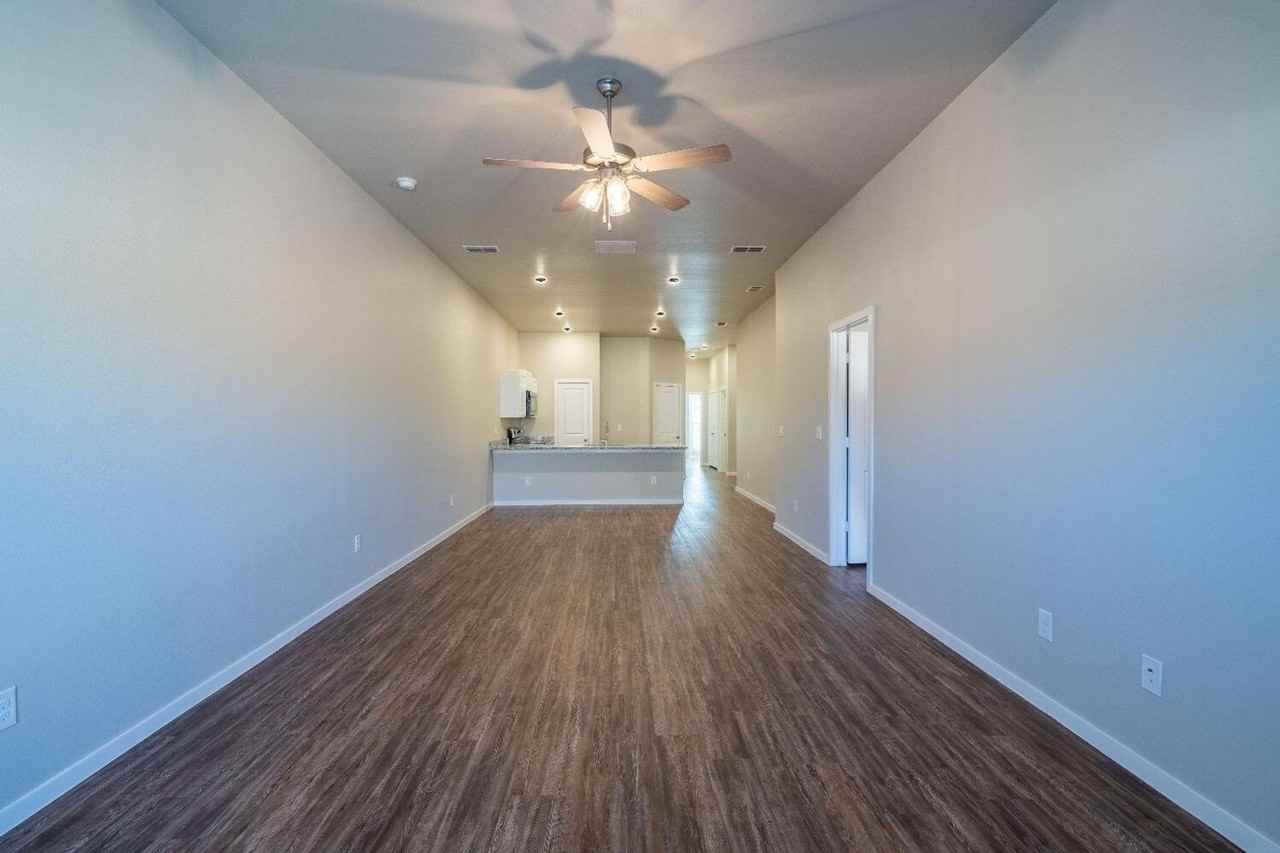 Cypress - 2114 N Avenue K - Photo 2 of 12