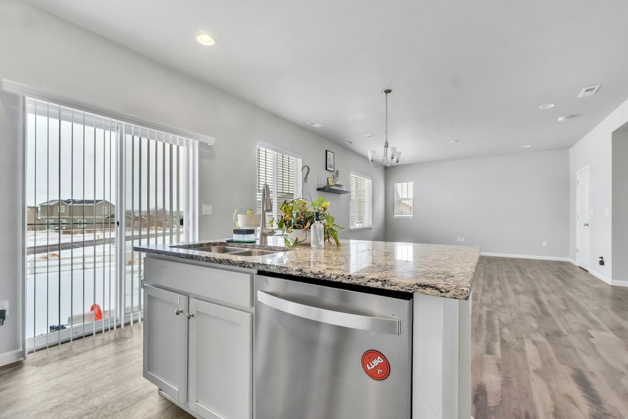 12822 Crownover Way - Photo 5 of 19