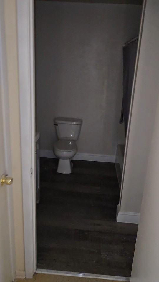 1705 21st St #B3 - Photo 5 of 11