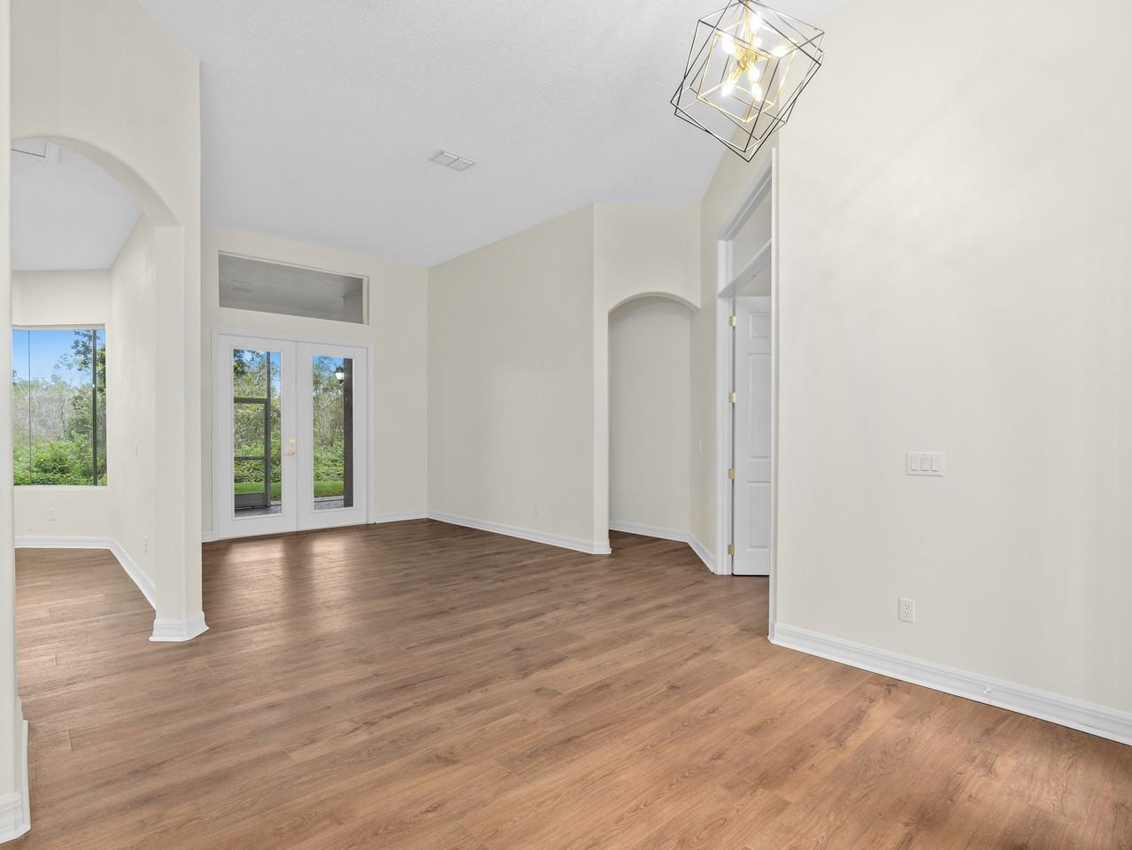 2156 Northumbria Dr #NA - Photo 4 of 29