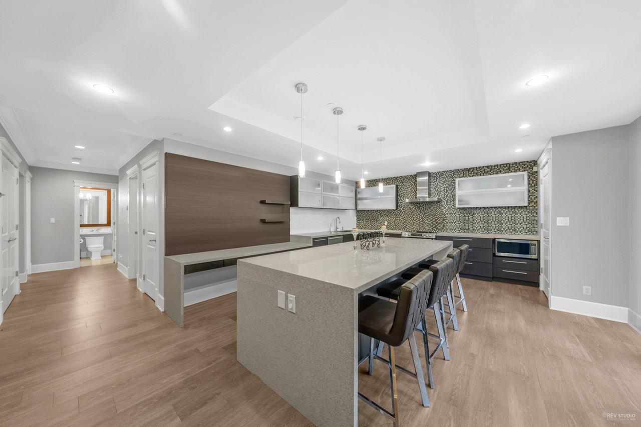 1517 West 59th Avenue - Photo 2 of 14